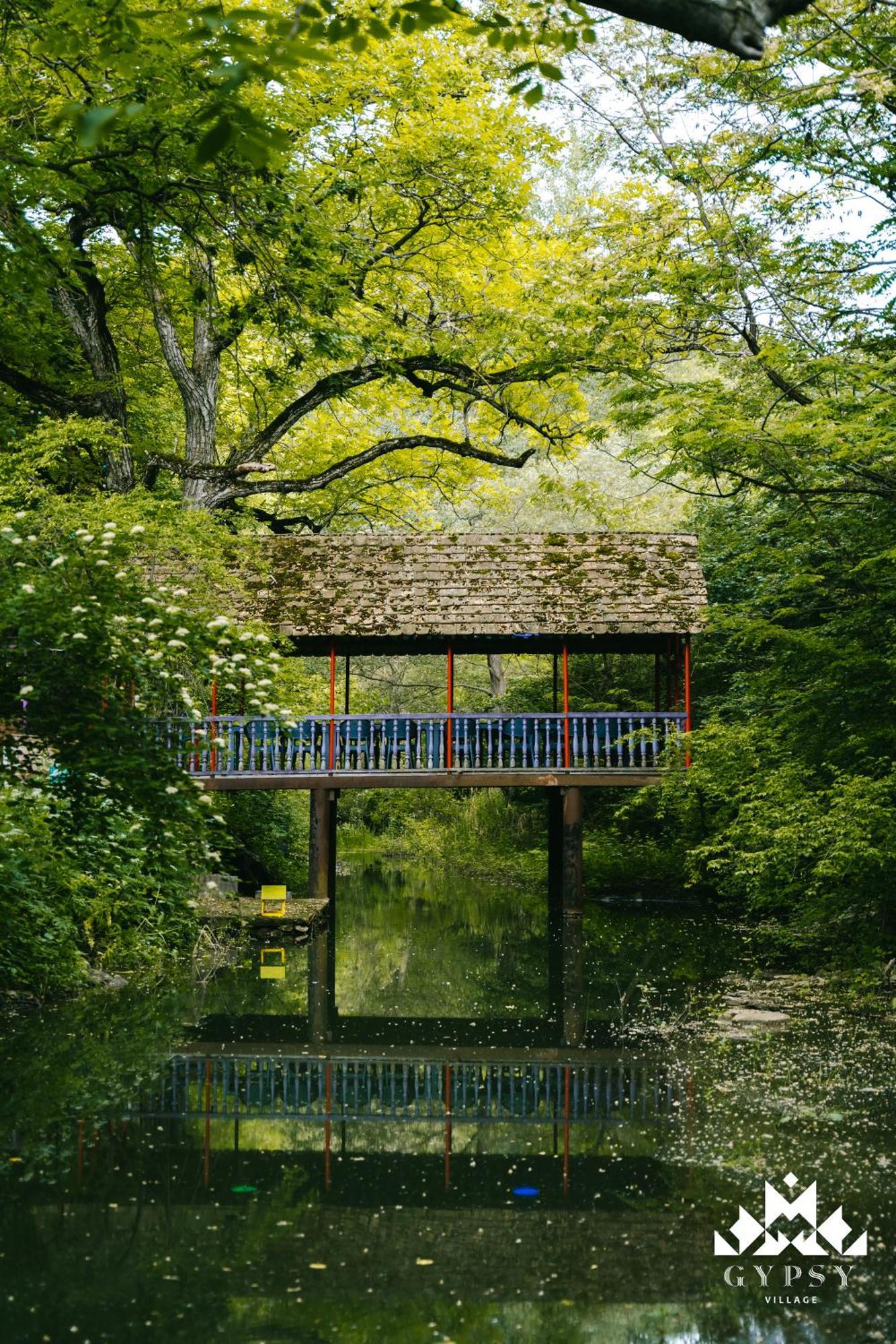 Asureti Gipsy Village Park Hotel מראה חיצוני תמונה